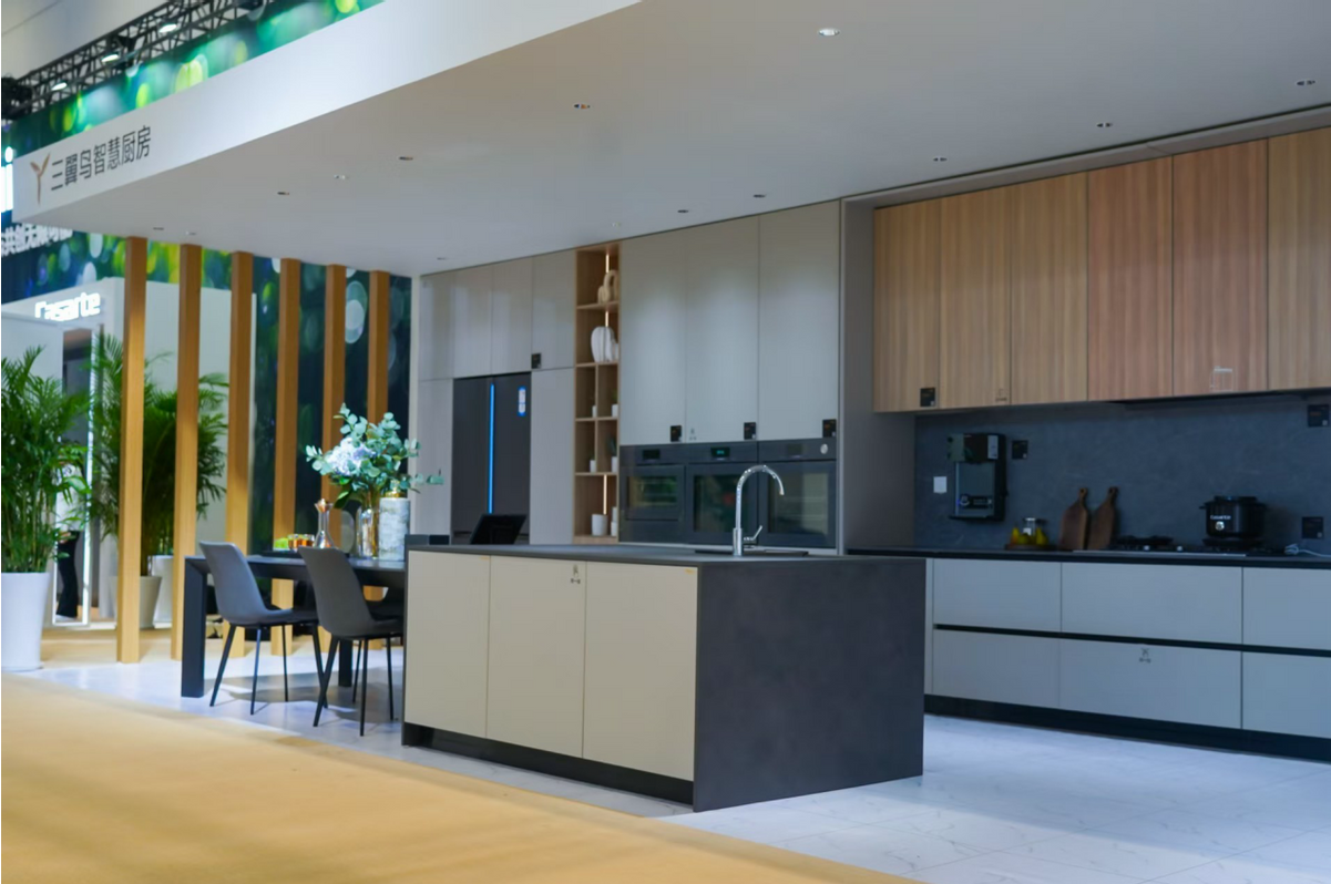 模达86亿：四岁的“巨头”龙8手机登录入口三翼鸟规(图3)